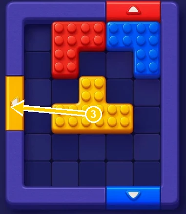 Yellow T-block leaving through the yellow gate on the left in Block Out Level 2